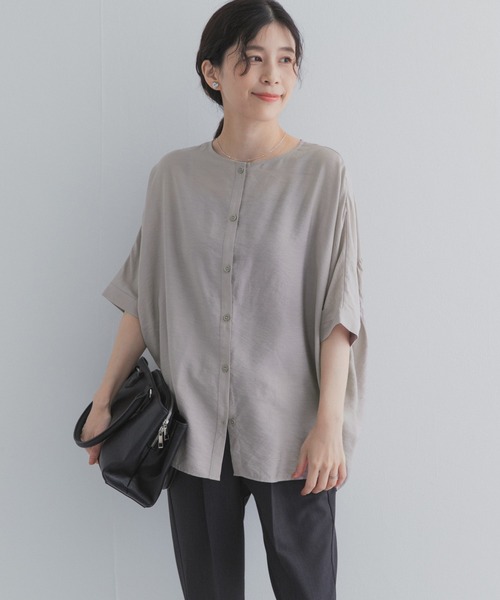 URBAN RESEARCH DOORS(アーバンリサーチドアーズ)の「バックシャーリングドルマンブラウス(シャツ/ブラウス・レディース・ライトグレー/ブラック/ブルー・FREE)」の14枚目の写真