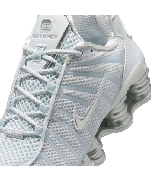 NIKE(ナイキ)の「NIKE Shox TL(ナイキ ショックス TL)(スニーカー・レディース・ブルー系/ブラウン系・26.5cm/27cm/27.5cm/28cm/28.5cm/29cm/23.5cm/24cm/24.5cm/25cm/25.5cm/26cm/23cm)」の18枚目の写真