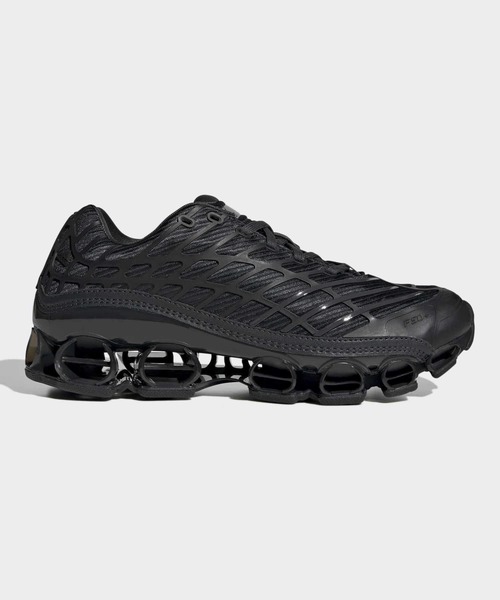 adidas(アディダス)の「メガライド F50 / MEGARIDE F50 / アディダスオリジナルス adidas Originals(スニーカー・メンズ・グレー・23.5cm/24.0cm/24.5cm/25.0cm/25.5cm/26.0cm/26.5cm/27.0cm/27.5cm/28.0cm/28.5cm/29.0cm)」の1枚目の写真