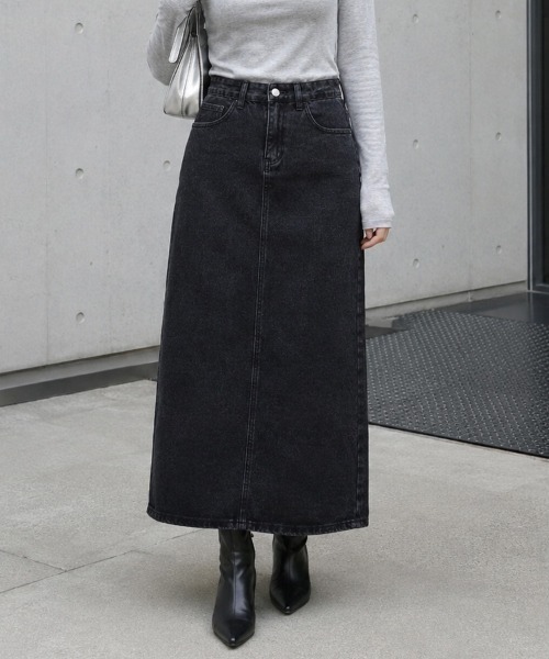 CLOTHY（クロシィ）の「【すらっと縦長シルエット】デニムロングスカート（デニムスカート・レディース・ブルー/ブラック・FREE）」の9枚目の写真