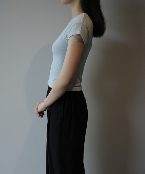 CLANE（クラネ）の「CLANE SOFT SHEER COMPACT TOPS（Tシャツ/カットソー・レディース・ブラウン/ブラック/ライトブルー/ホワイト・1/2）」の5枚目の写真