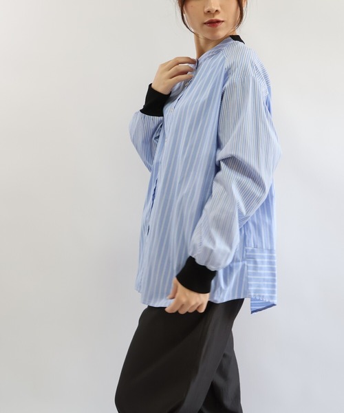 etre relie(エトレリー)の「ストライプバイカラーシャツ(シャツ/ブラウス・レディース・サックスブルー/ブルー系その他2・MEDIUM)」の2枚目の写真