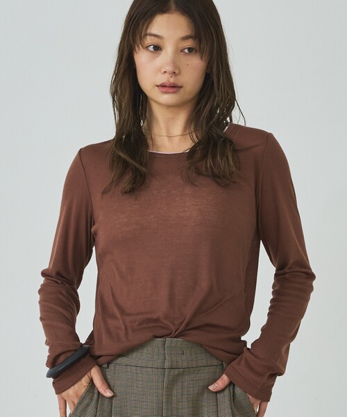 abahouse mavie(アバハウスマヴィ)の「ダブル襟シアーフライスプルオーバー(Tシャツ/カットソー・レディース・グレー/ブラウン/ブラック/ホワイト・フリー)」の4枚目の写真