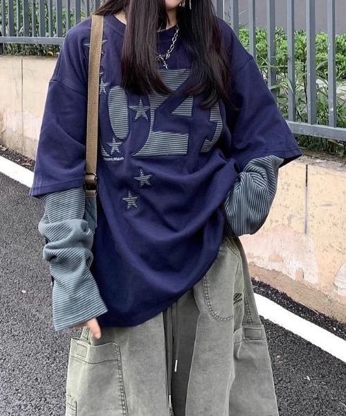 SHEENA(シーナ)の「【秋冬新作】ボーダー×スター刺繍ロゴフェイクレイヤード長袖トップス(Tシャツ/カットソー・レディース・ネイビー・M/L)」の3枚目の写真