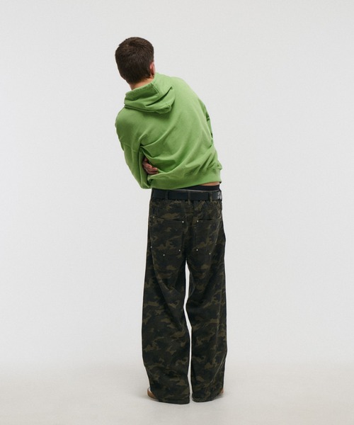 ILL'S(イルズ)の「カモ総柄 ダブルニー スタッズ カーブパンツ メンズ レディース ユニセックス(その他パンツ・メンズ・カーキ・M/L)」の10枚目の写真