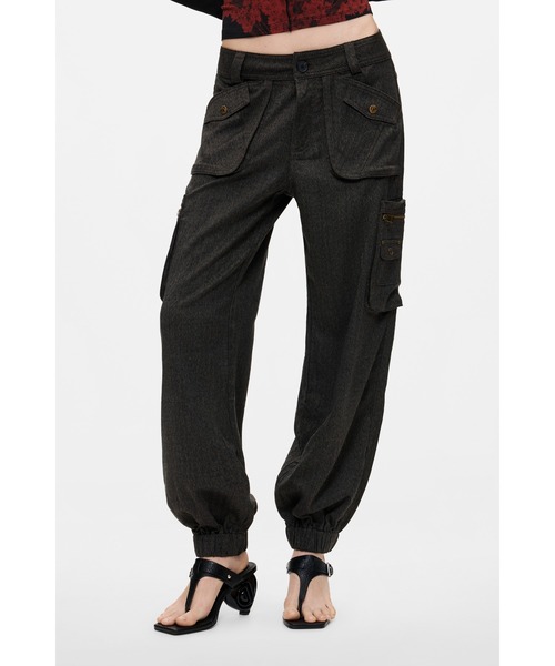 Desigual（デシグアル）の「Cargo jogger pants / カーゴジョガーパンツ（その他パンツ・レディース・ブラック・38/40/42/34/36）」の3枚目の写真