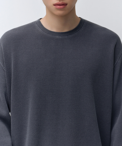 MUSINSA STANDARD（ムシンサスタンダード）の「ピグメントワッフル長袖Tシャツ[ネイビー]（Tシャツ/カットソー・メンズ・その他・MEDIUM/LARGE/X-LARGE/2XL）」の4枚目の写真