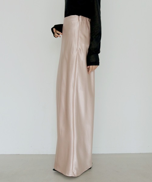 cheriella(シェリエラ)の「【cheriella】サテンナロースカート SATIN NARROW SKIRT(スカート・レディース・アイボリー/ピンク/ブラック/ブラウン・FREE)」の7枚目の写真