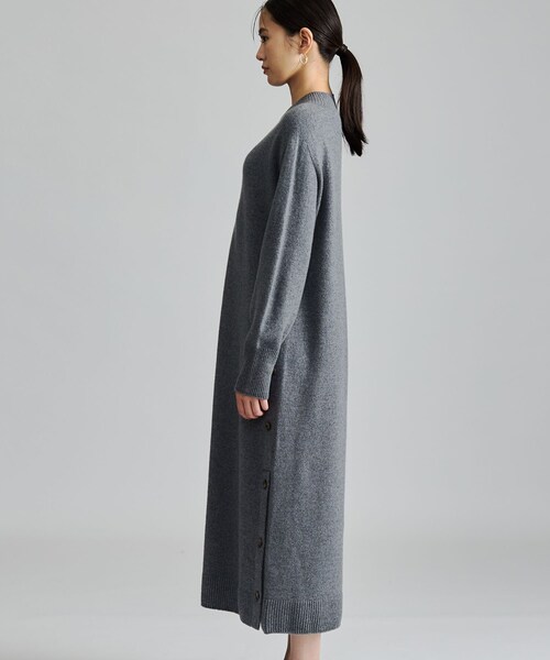 INDIVI(インディヴィ)の「【軽量/カシミヤ混/体型カバー】ハイネックニットワンピース(ワンピース・レディース・ブラウン系その他7/グレー系その他7・38/05/15 /13/34)」の13枚目の写真