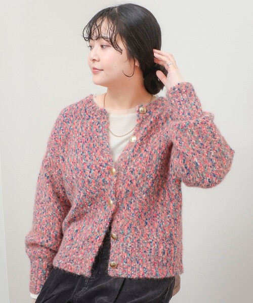 fredy couleur(フレディクルール)の「《WEB限定カラーあり》カラーモールクルーカーディガン(カーディガン/ボレロ・レディース・ネイビー/サックスブルー/ホワイト系その他/ピンク・M)」の4枚目の写真