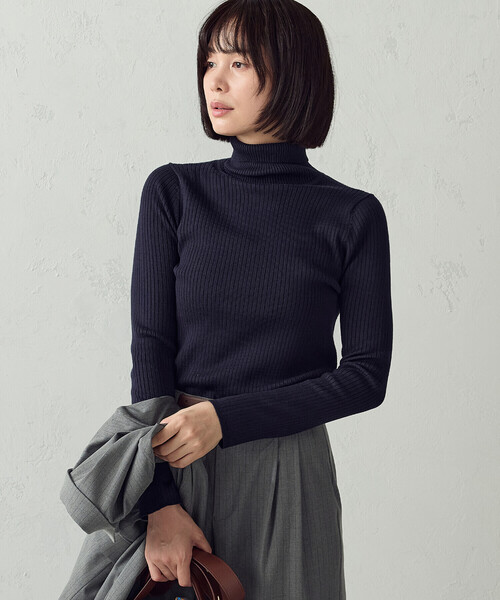 COMME CA ISM(コムサイズム)の「【マシンウォッシャブル】ベーシックニット リブタートルネックニット(ニット/セーター・レディース・ネイビー/レッド/ブラック/ホワイト・M/L)」の3枚目の写真