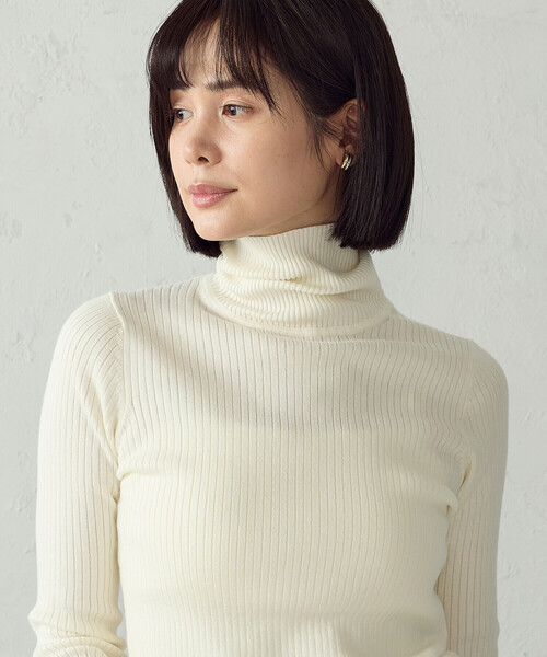 COMME CA ISM(コムサイズム)の「【マシンウォッシャブル】ベーシックニット リブタートルネックニット(ニット/セーター・レディース・ネイビー/レッド/ブラック/ホワイト・M/L)」の8枚目の写真