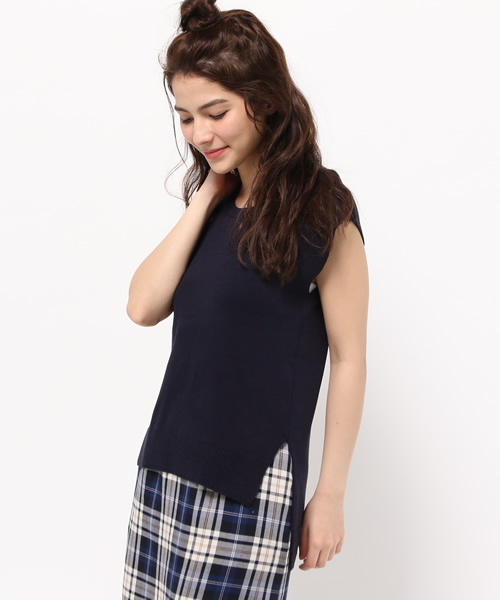 ROPE' PICNIC（ロペピクニック）の「スリット空きニットベスト（ベスト・レディース・ホワイト/ブラック/ネイビー・38）」の4枚目の写真