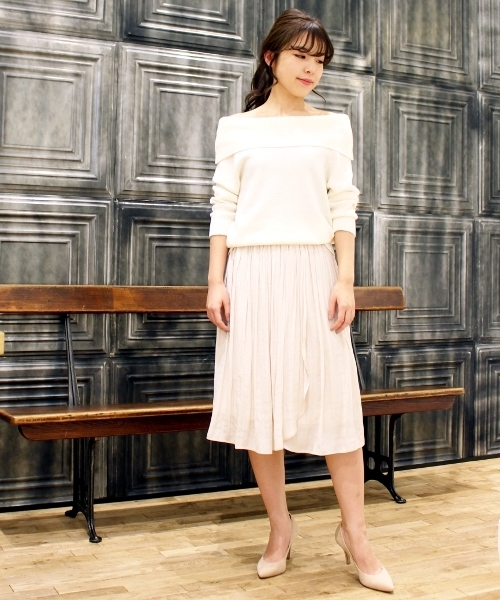 Spick & Span（スピックアンドスパン）の「C/AC オフショルダープルオーバー◆（ニット/セーター・レディース・ホワイト/ピンク/ベージュ/ネイビー/ブルー系その他/ラベンダー・FREE）」の22枚目の写真