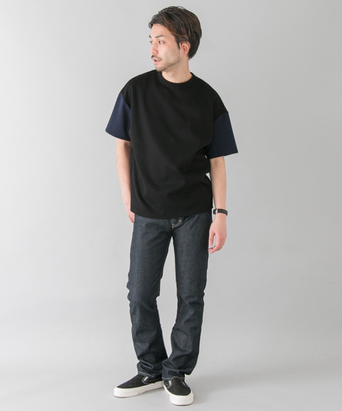 URBAN RESEARCH（アーバンリサーチ）の「ポンチバイカラールーズTシャツ（Tシャツ/カットソー・メンズ・ホワイト×グレー/ブラック系その他/ベージュ系その他/グレー×ホワイト・LARGE/MEDIUM）」の8枚目の写真