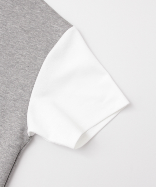 URBAN RESEARCH（アーバンリサーチ）の「ポンチバイカラールーズTシャツ（Tシャツ/カットソー・メンズ・ホワイト×グレー/ブラック系その他/ベージュ系その他/グレー×ホワイト・LARGE/MEDIUM）」の11枚目の写真