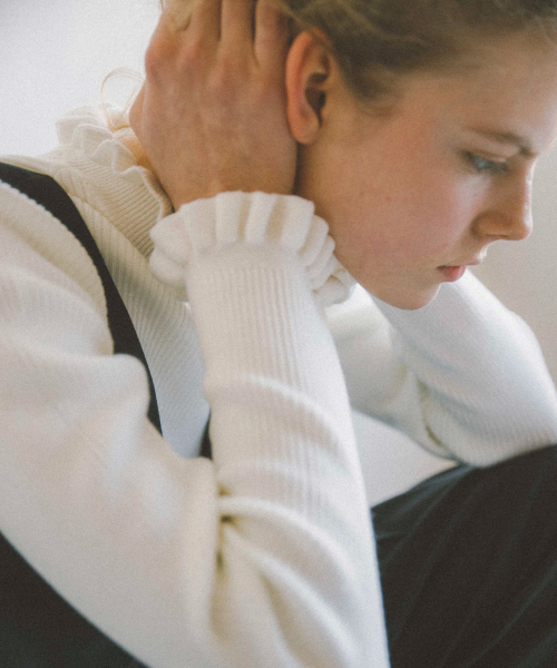 mysty woman（ミスティウーマン）の「フリルネックインナー（Tシャツ/カットソー・レディース・ブラック/イエロー/トップグレー/ホワイト・FREE）」の12枚目の写真