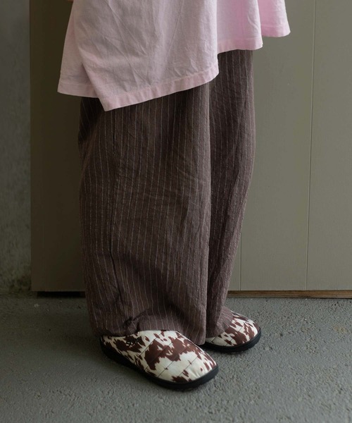 SUBU（スブ）の「SUBU Permanent Collection 2025 ORIGINALS F-LINE スブ パーマネント コレクション モックシューズ サボ ダウン クロッグサンダル（サンダル・レディース・グレー/ブラック/カーキ/レッド/ドット/カモフラージュ/ベージュ/グリーン/スモークグレー/オレンジ/ダークブラウン/ブラウン系その他・L/M/XL/S）」の5枚目の写真