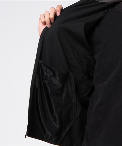 NIKE（ナイキ）の「トレーニングウェア ウインドブレーカー ジャケット 800200（ナイロンジャケット・メンズ・ブルー/チャコールグレー×ブラック/ブラック・LL/3L/M/L/S）」の9枚目の写真