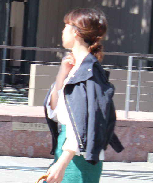 12Twelve Agenda（トゥエルブ　アジェンダ）の「ナイロングログランマウンテンパーカーブルゾン（マウンテンパーカー・レディース・ネイビー/カーキ/グレイッシュベージュ・M）」の12枚目の写真