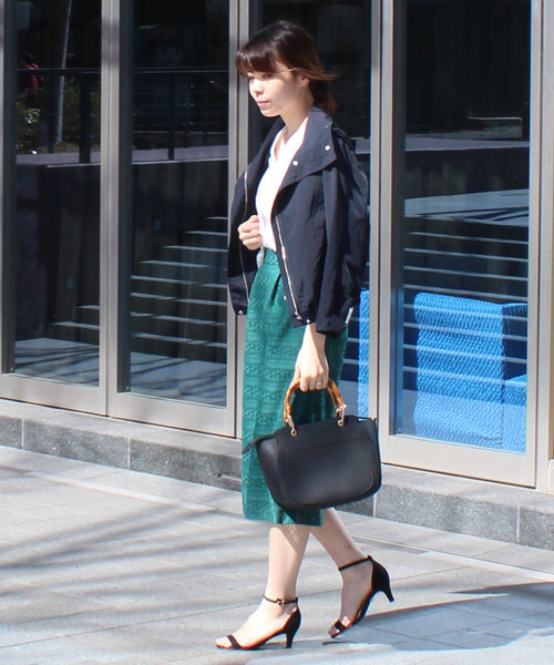 12Twelve Agenda（トゥエルブ　アジェンダ）の「ナイロングログランマウンテンパーカーブルゾン（マウンテンパーカー・レディース・ネイビー/カーキ/グレイッシュベージュ・M）」の13枚目の写真