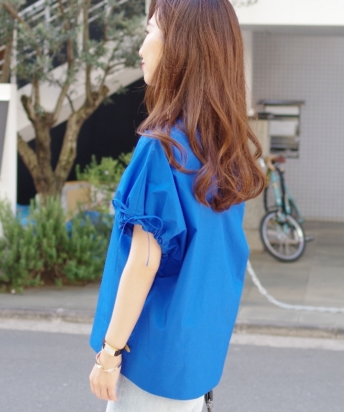 NARACAMICIE（ナラカミーチェ）の「ドロストスリーブプルオーバー半袖ブラウス（シャツ/ブラウス・レディース・ホワイト/カーキ/ブルー・MEDIUM）」の6枚目の写真