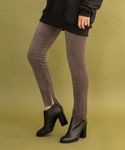 Audrey and John Wad�i�I�[�h���[�A���h�W�������b�h�j�́u���C�h���u�R�[�f�����C ���M���X�p���c�i���M���X/�X�p�b�c�j�v�b�O���C�b�V���x�[�W��