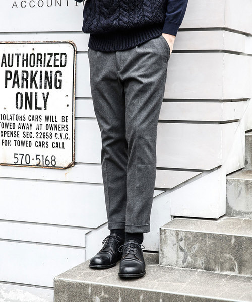 MR.OLIVE（ミスターオリーブ）の「THERMO LITE STRETCH TWILL / ONE PLEATS TAPERED PANTS（スラックス・メンズ・チャコールグレー/ブラック/ブラウン・SMALL/MEDIUM/LARGE）」の14枚目の写真