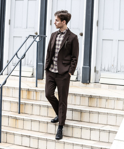 MR.OLIVE（ミスターオリーブ）の「THERMO LITE STRETCH TWILL / ONE PLEATS TAPERED PANTS（スラックス・メンズ・チャコールグレー/ブラック/ブラウン・SMALL/MEDIUM/LARGE）」の16枚目の写真