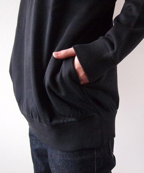 BEATJIVE（ビートジャイブ）の「ロング丈 ワイドシルエット スウェット ドルマン プルオーバー トレーナー レディース（スウェット・レディース・ブラック/ネイビー/グレー/オフホワイト/ブラック×ブルー/ブラック系その他・FREE）」の15枚目の写真