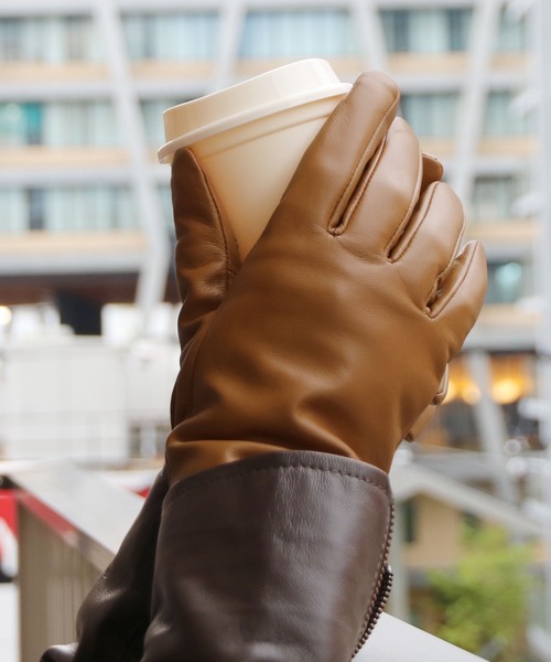 sankyo shokai（サンキョウショウカイ）の「ラムレザー スマホ対応 手袋（手袋・レディース・ブラック/ダークブラウン/キャメル/ボルドー/アイボリー・FREE）」の12枚目の写真