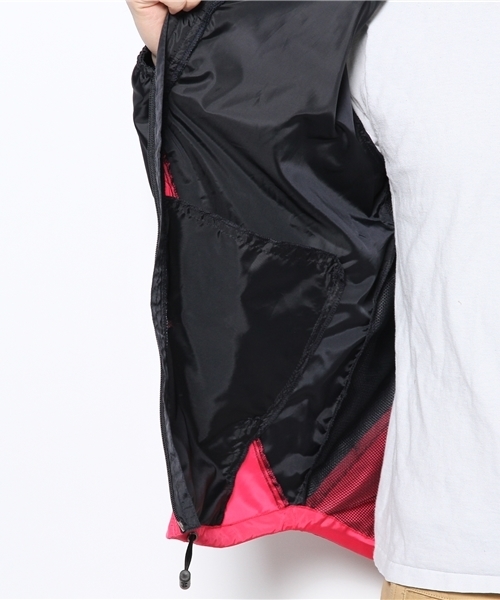 VENCEEXCHANGE（ヴァンスエクスチェンジ）の「MキリカエマウンテンPK（マウンテンパーカー・メンズ・イエロー/ピンク・MEDIUM/SMALL/LARGE）」の4枚目の写真