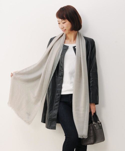 Filomo（フィローモ）の「[Filomo]カシミヤ100％ジャガードストール（ストール/ショール・レディース・アイボリー・FREE）」の2枚目の写真