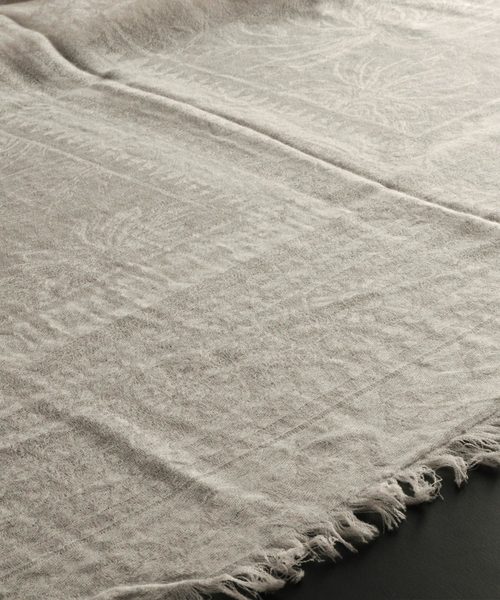 Filomo（フィローモ）の「[Filomo]カシミヤ100％ジャガードストール（ストール/ショール・レディース・アイボリー・FREE）」の8枚目の写真