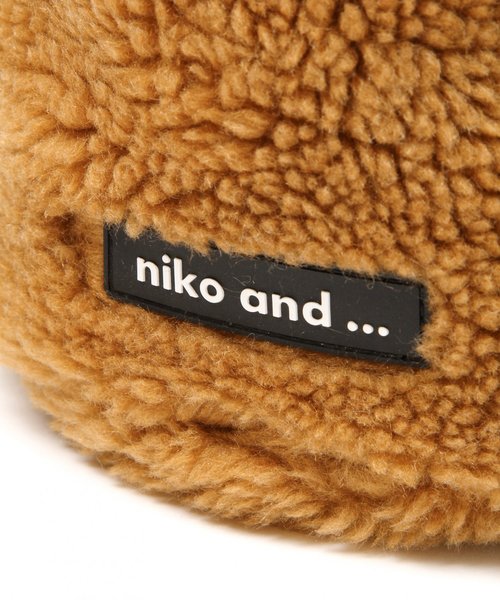 niko and...(ニコアンド)の「オリジナルモコモコ巾着ショルダーバッグ(ショルダーバッグ・レディース・アイボリー/キャメル/その他1/その他2・0)」の8枚目の写真