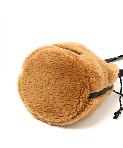 niko and...(ニコアンド)の「オリジナルモコモコ巾着ショルダーバッグ(ショルダーバッグ・レディース・アイボリー/キャメル/その他1/その他2・0)」の5枚目の写真