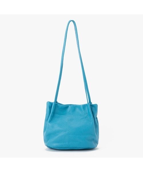 TASINAMI（タシナミ）の「TASINAMI シュリンクレザーショルダー巾着バッグ (TA-0030)（ハンドバッグ・レディース・ブラック/ネイビー/レッド/サックスブルー/グリーン/マスタード/ホワイト系その他/チョコ/グレイッシュベージュ/グレー・FREE）」の9枚目の写真