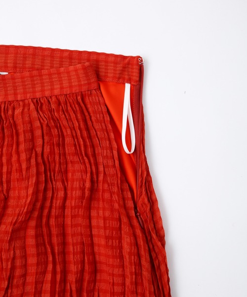 X-girl(エックスガール)の「PLEATED CHIFFON LONG SKIRT(スカート・レディース・ブラック/ブラウン/イエロー/グリーン・1/2)」の12枚目の写真