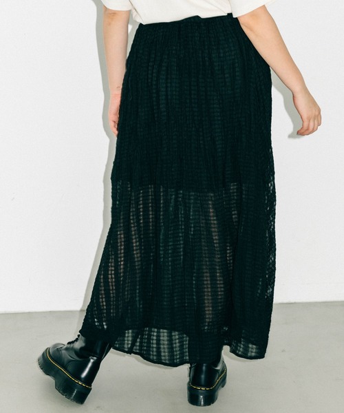X-girl(エックスガール)の「PLEATED CHIFFON LONG SKIRT(スカート・レディース・ブラック/ブラウン/イエロー/グリーン・1/2)」の13枚目の写真