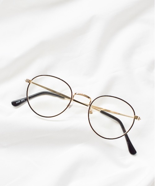 B.I.D.（ビーアイディー）の「メタルフレーム　デザイングラス（メガネ・レディース・ブラック/シルバー/ゴールド/ブラウン/ブラウン系その他/ブラック系その他・FREE）」の3枚目の写真