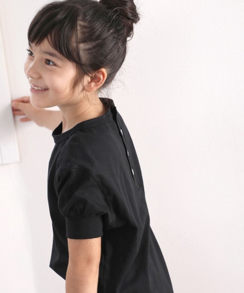 classicalelf(クラシカルエルフ)の「キッズ バックヘンリーネック無地ロングチュニックTシャツ(Tシャツ/カットソー・キッズ・ブラウン/ブラック/ホワイト/ベージュ/パープル・130/140/150/120/110)」の12枚目の写真