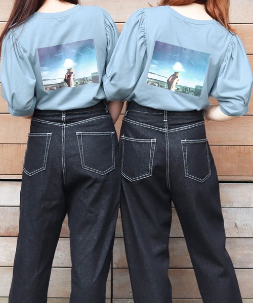 PairPair(ペアペア)の「アイスクリームフォトT(Tシャツ/カットソー・レディース・ライトブルー/オフホワイト/ラベンダー/スミクロ・FREE)」の4枚目の写真