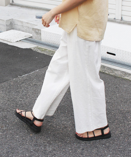 MODE ROBE（モードローブ）の「ストリングサンダル（サンダル・レディース・ブラック/アイボリー・23㎝/24㎝/25㎝/22.5㎝/23.5㎝/24.5㎝）」の14枚目の写真