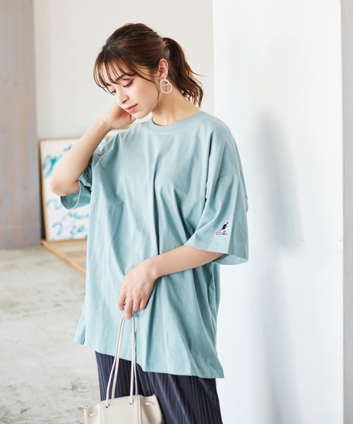 KANGOL EXTRA COMFORT（カンゴールエクストラコンフォート）の「WEB別注【KANGOL EXTRA COMFORT(カンゴール エクストラ コンフォート)】サイドスリットオーバーサイズTシャツ（Tシャツ/カットソー・レディース・パープル/オフホワイト/マスタード/ブラック/ブラウン/モカ/ライトグリーン/ネイビー/ベージュ/チャコールグレー・LL/L/M）」の7枚目の写真