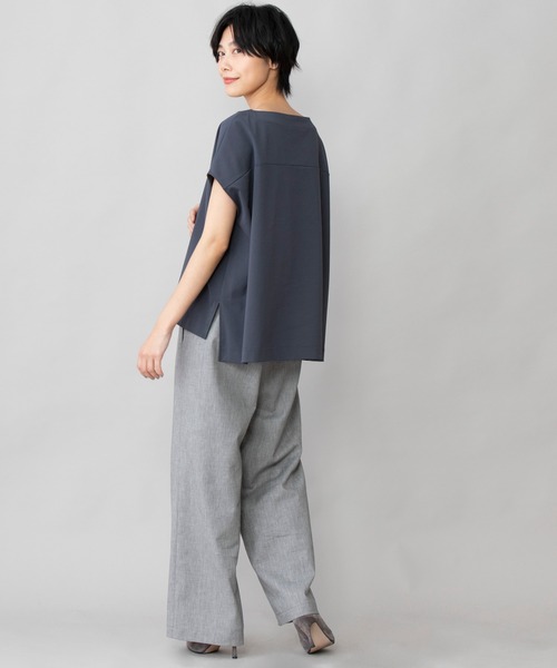 Munich(ミューニック)の「コットンポリエステルストレッチインターロック スリーブレストップス(セットアップ可)(Tシャツ/カットソー・レディース・ブラック/ダークグレー/グレイッシュベージュ・FREE)」の7枚目の写真