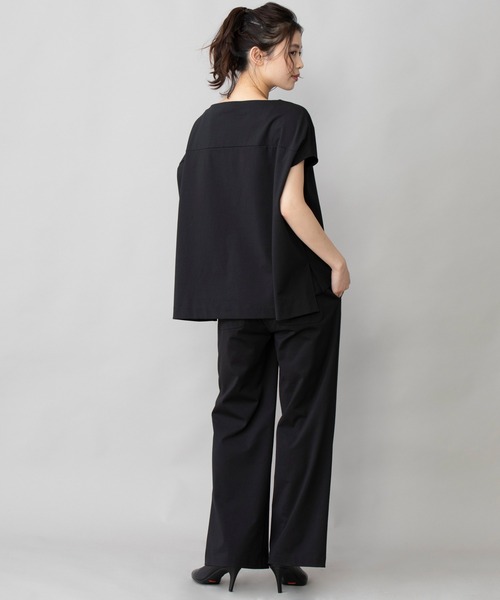 Munich(ミューニック)の「コットンポリエステルストレッチインターロック スリーブレストップス(セットアップ可)(Tシャツ/カットソー・レディース・ブラック/ダークグレー/グレイッシュベージュ・FREE)」の15枚目の写真