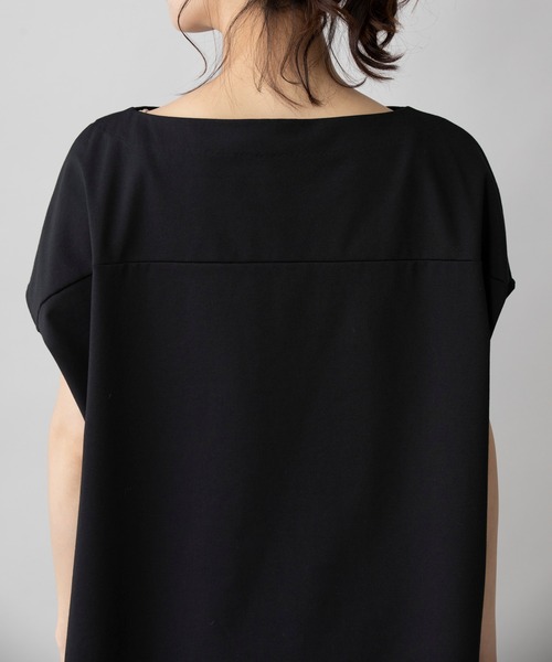 Munich(ミューニック)の「コットンポリエステルストレッチインターロック スリーブレストップス(セットアップ可)(Tシャツ/カットソー・レディース・ブラック/ダークグレー/グレイッシュベージュ・FREE)」の9枚目の写真