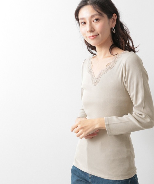 LEPSIM(レプシィム)の「抗菌レースインナー長袖 924816(Tシャツ/カットソー・レディース・チャコールグレー/オフホワイト/グレイッシュベージュ・MEDIUM/LARGE)」の3枚目の写真