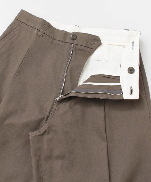 FORK&SPOON（フォークアンドスプーン）の「FORK&SPOON　ワンタックチノパンツ（その他パンツ・メンズ・ホワイト系その他/グリーン系その他/ネイビー/インディゴブルー/グリーン/ライトグレー/ブラウン系その他・4/5）」の11枚目の写真