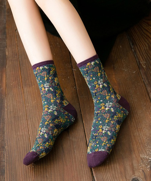 aimoha(アイモハ)の「Art花柄ソックス(ソックス/靴下・レディース・ベージュ/ブラウン/グレー/ブラック/パープル・FREE)」の5枚目の写真